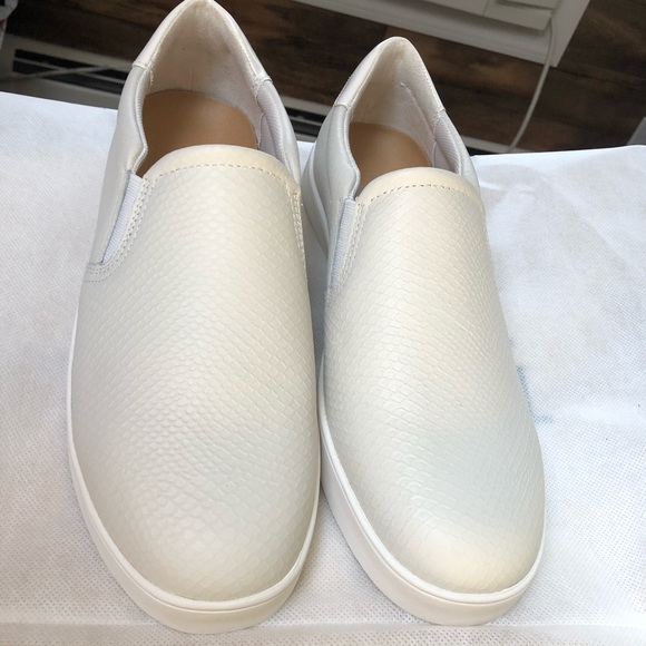 Dr Scholls Slip on Sneakers - Picture 1 of 4